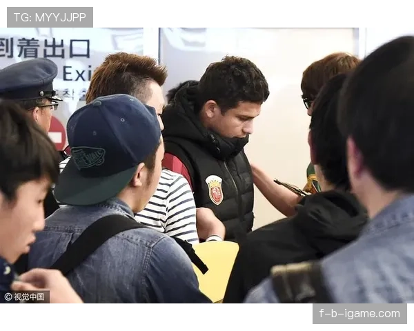 日本队埼玉球场力克明星球队，精彩表现点燃球迷热情