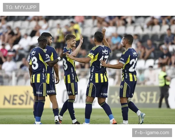 法甲技术流派催生新星，战术革新成年轻球员成长助推器